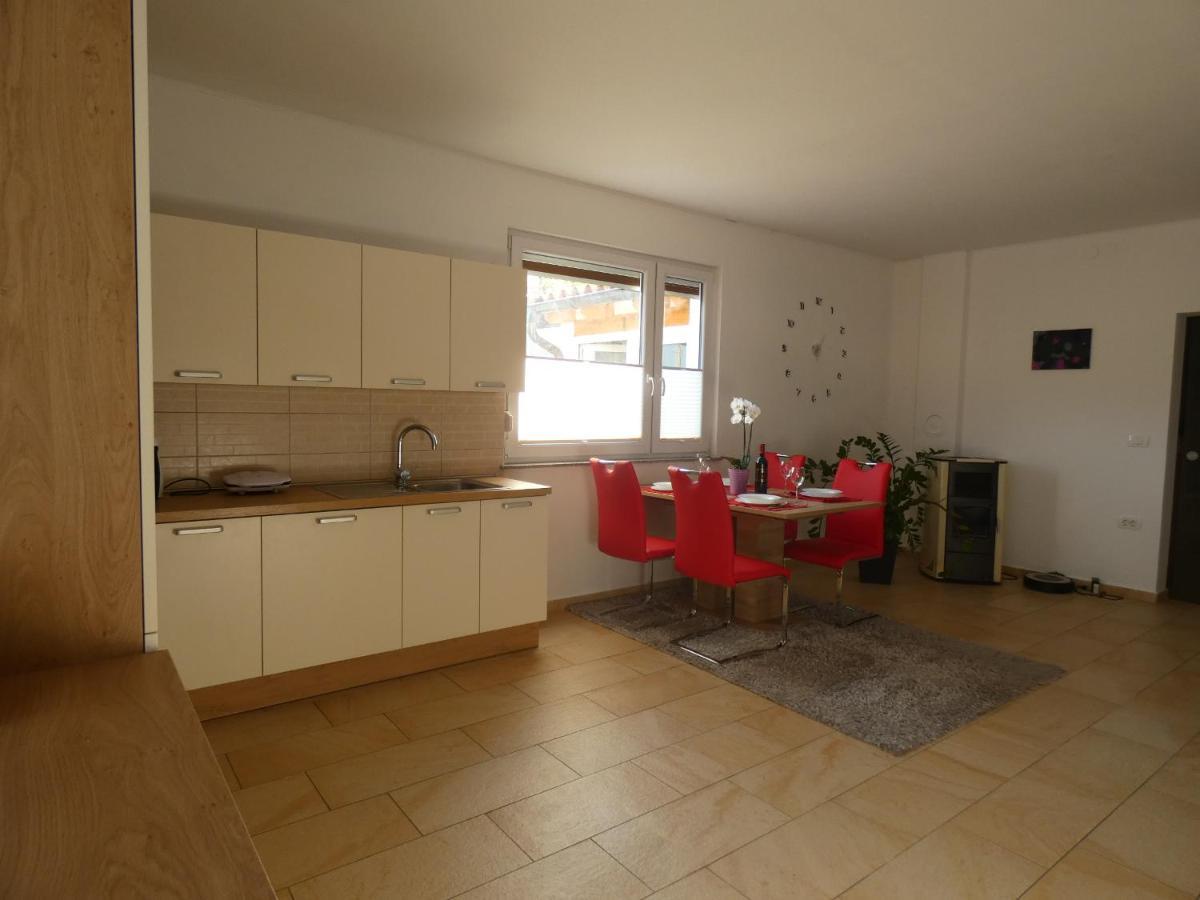 Apartment & Olive Oil Valuma Копер Экстерьер фото